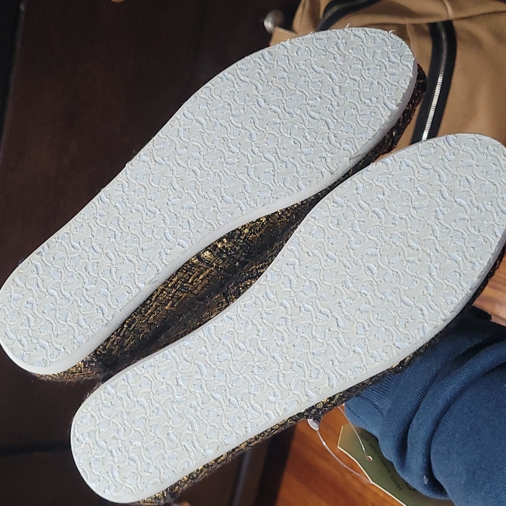 TOMS for Women: Classic Bronze/Gold GlitterĀ Slip on Shoe sz 6 - Picture 4 of 10
